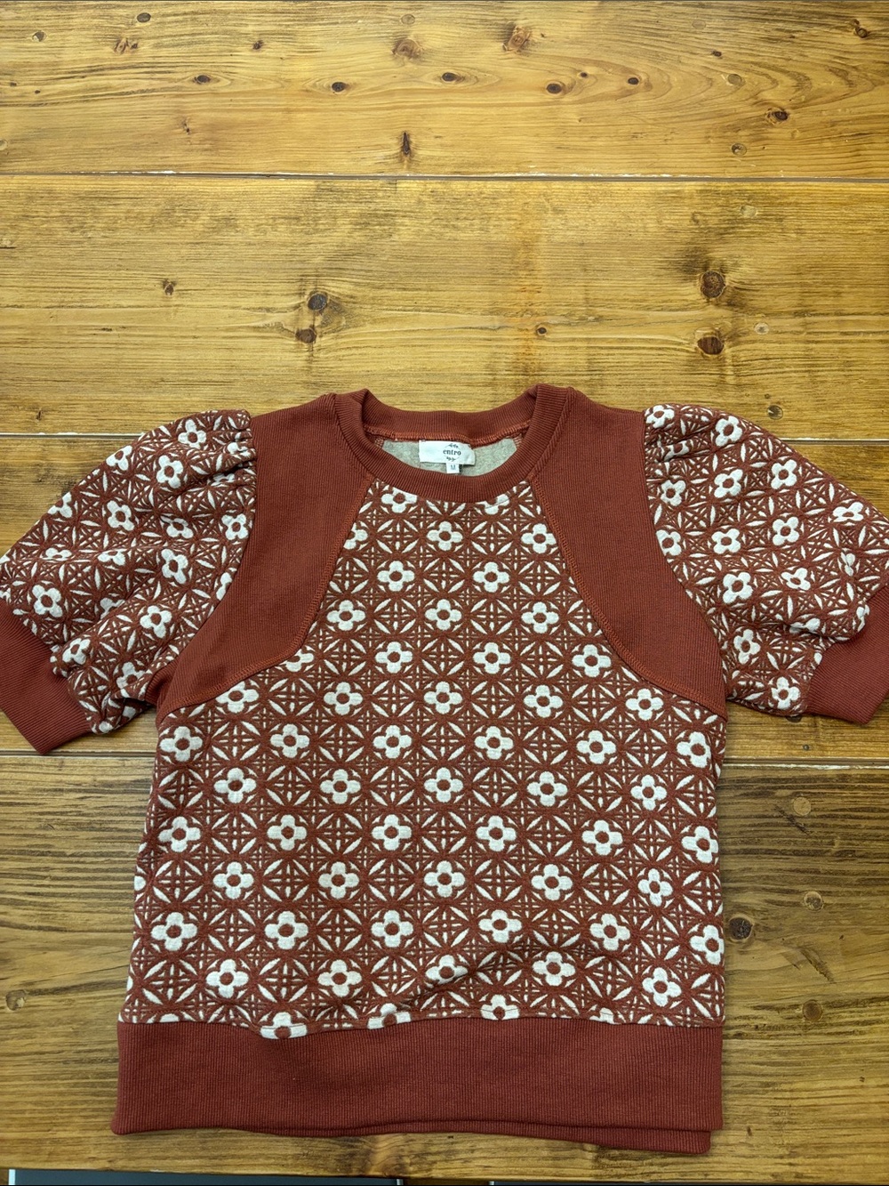 Womens Floral Pattern Short-Sleeve Sweatshirt - Rust